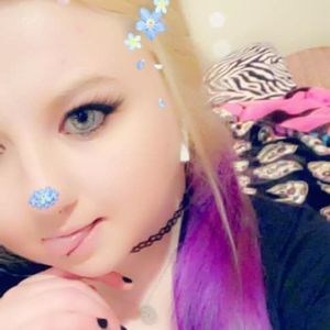 Meet your Posher, Maddie